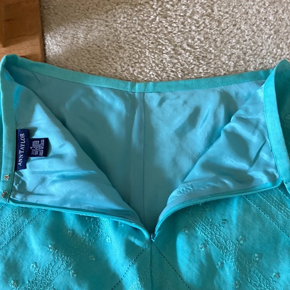 Ann Taylor Turquoise Skirt - Picture 4 of 4